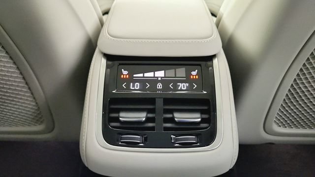 New 2026 Volvo XC90 B6 Ultra w/ Protection Package AWD/4WD image 34