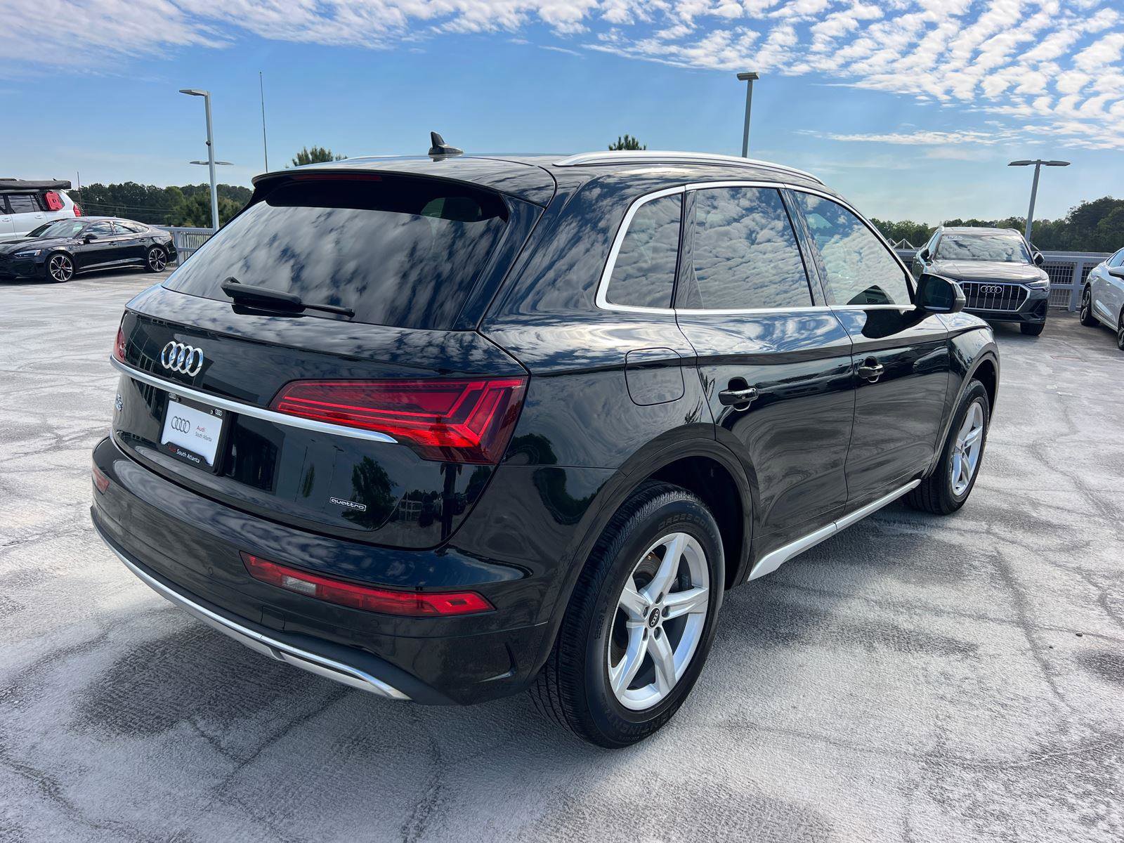 Used 2021 Audi Q5 2.0T Premium w/ Convenience Package AWD/4WD image 5