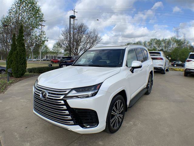 Used 2024 Lexus LX 600 4WD w/ Luxury Package image 1
