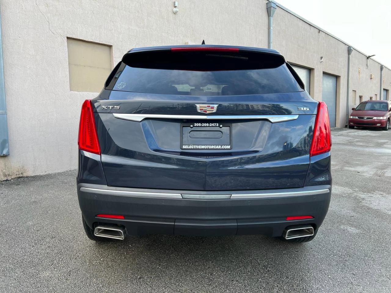 Used 2018 Cadillac XT5 FWD image 7