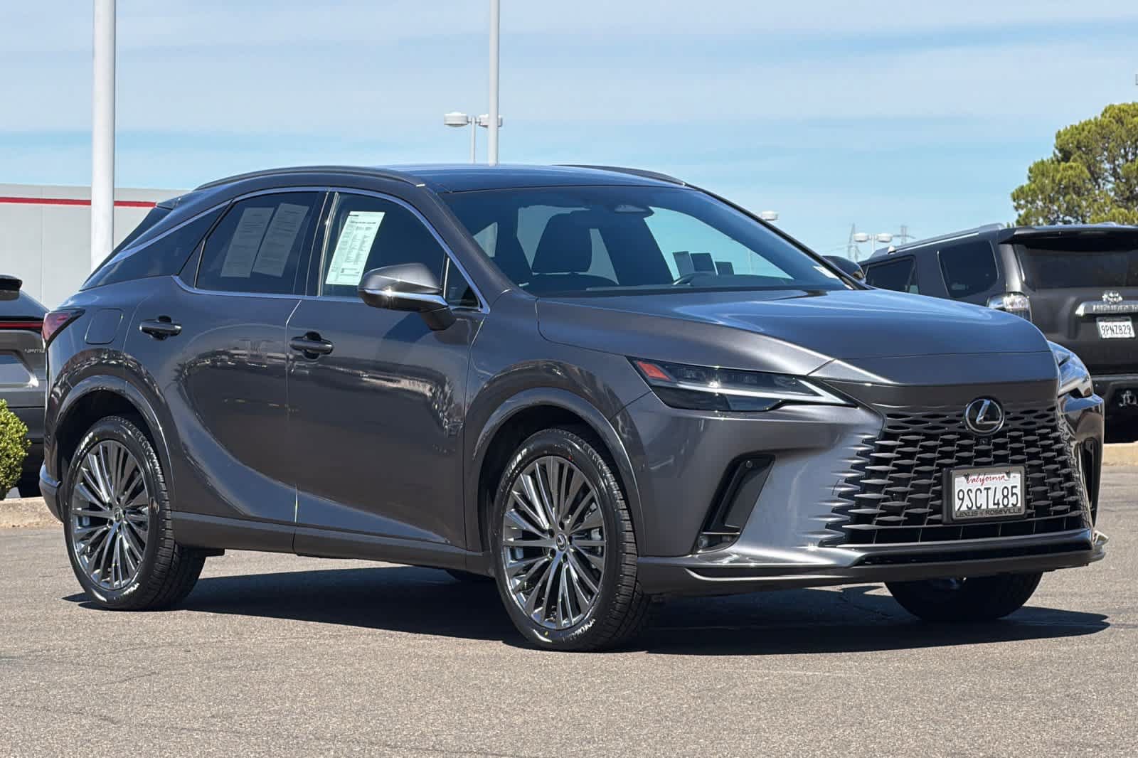 Certified 2025 Lexus RX 450h AWD w/ Convenience Package image 5