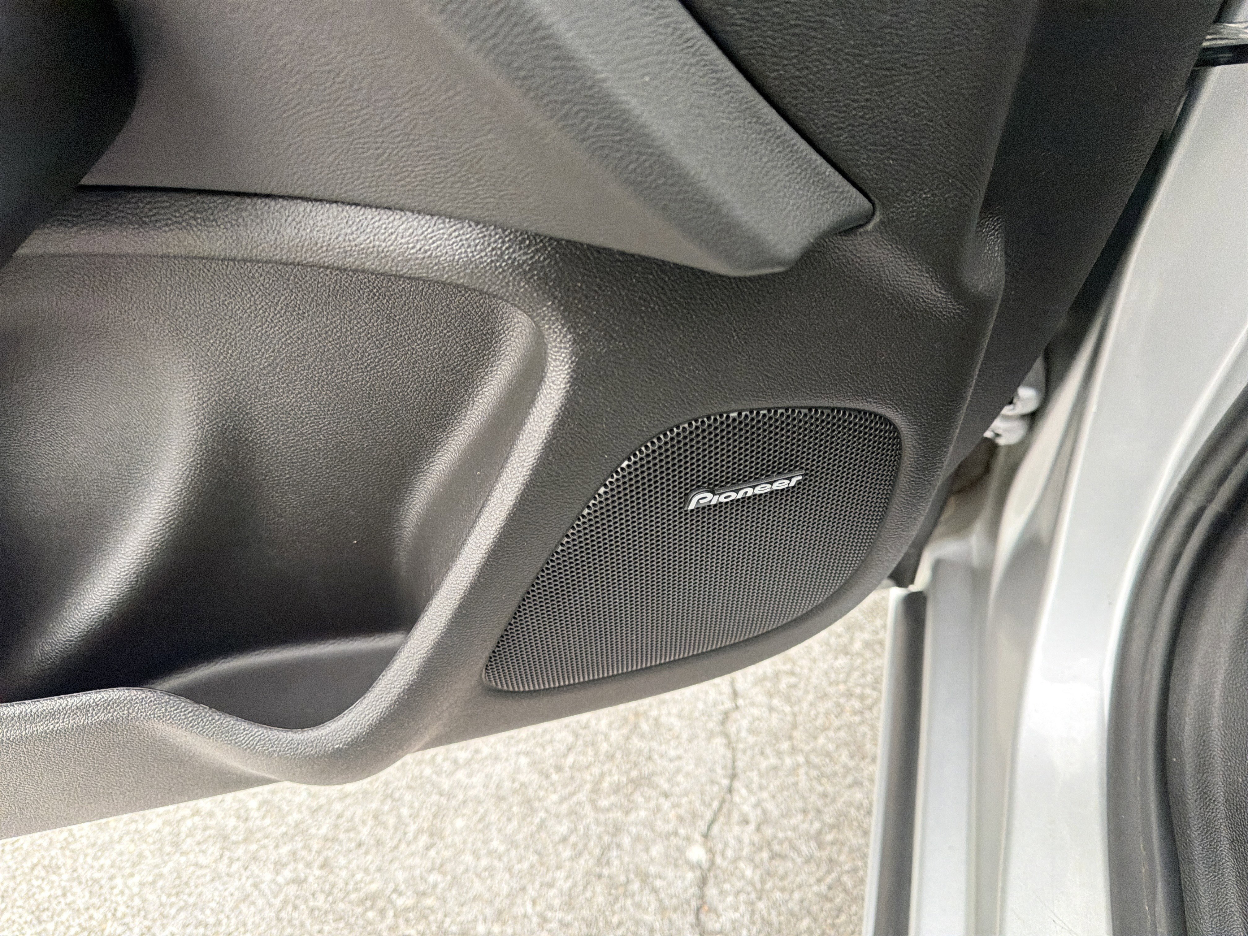 Used 2015 Chevrolet Malibu LT w/ Leather Package image 53