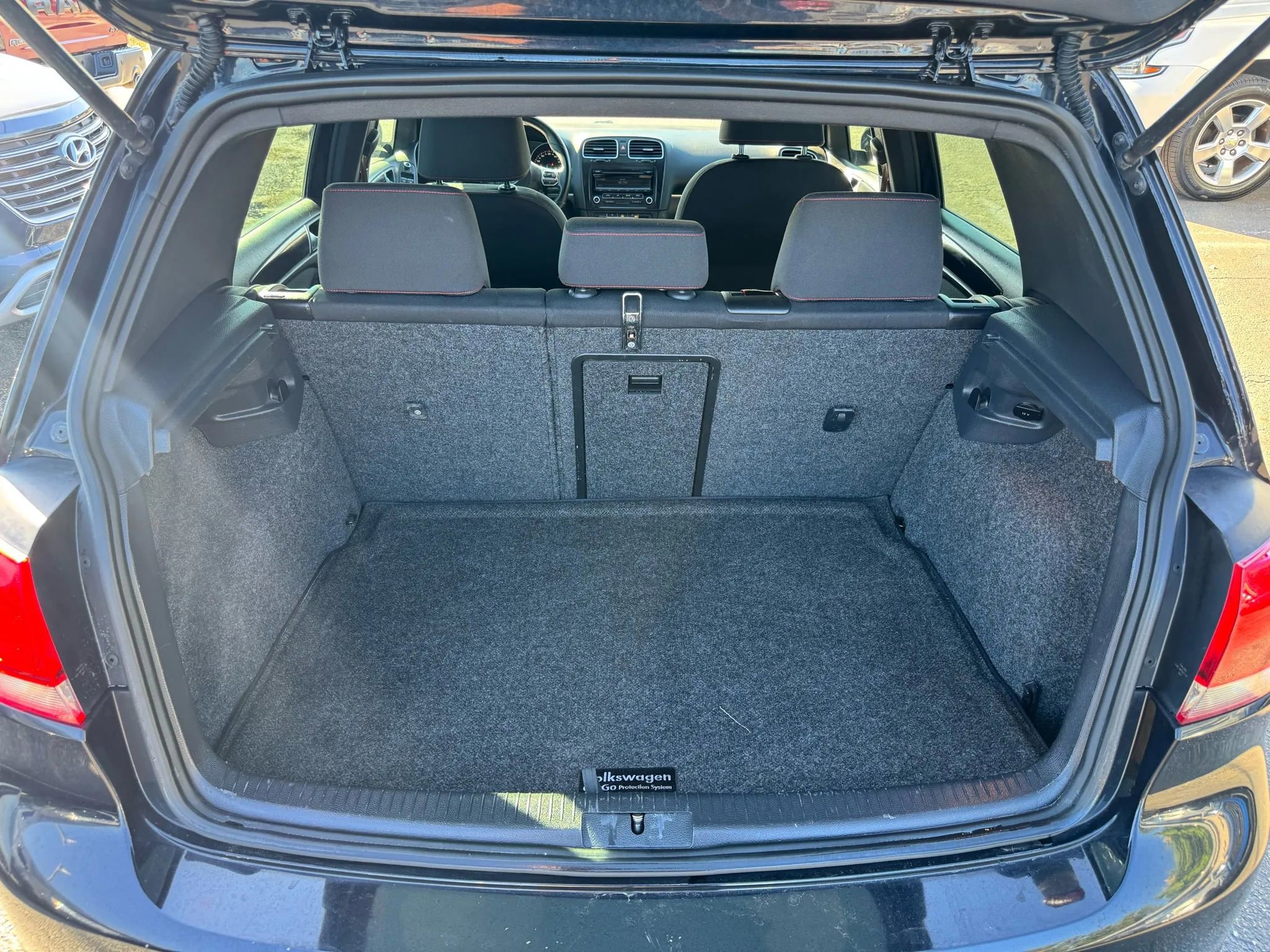 Used 2014 Volkswagen GTI Wolfsburg Edition image 17