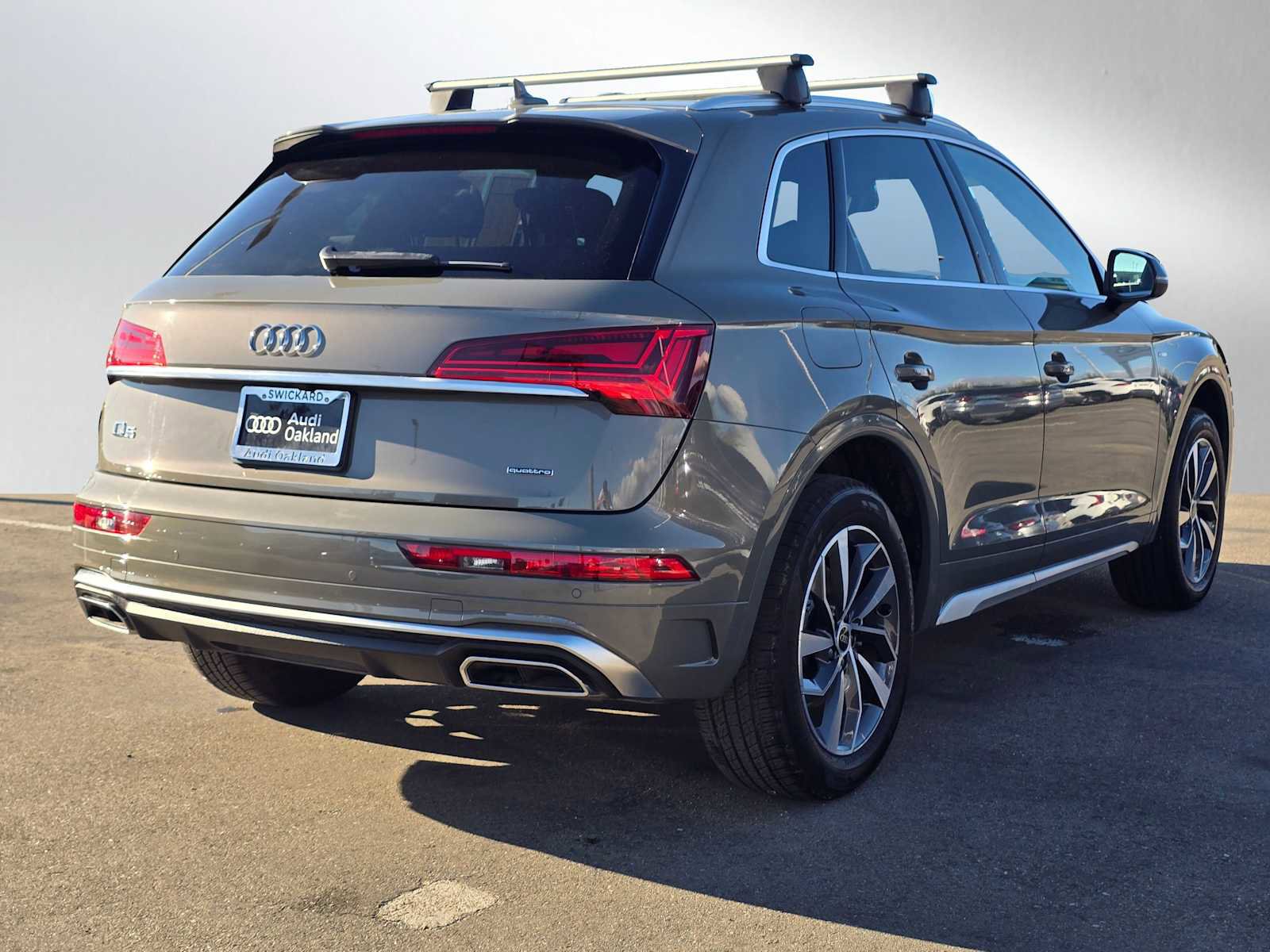 Certified 2025 Audi Q5 2.0T Premium image 3