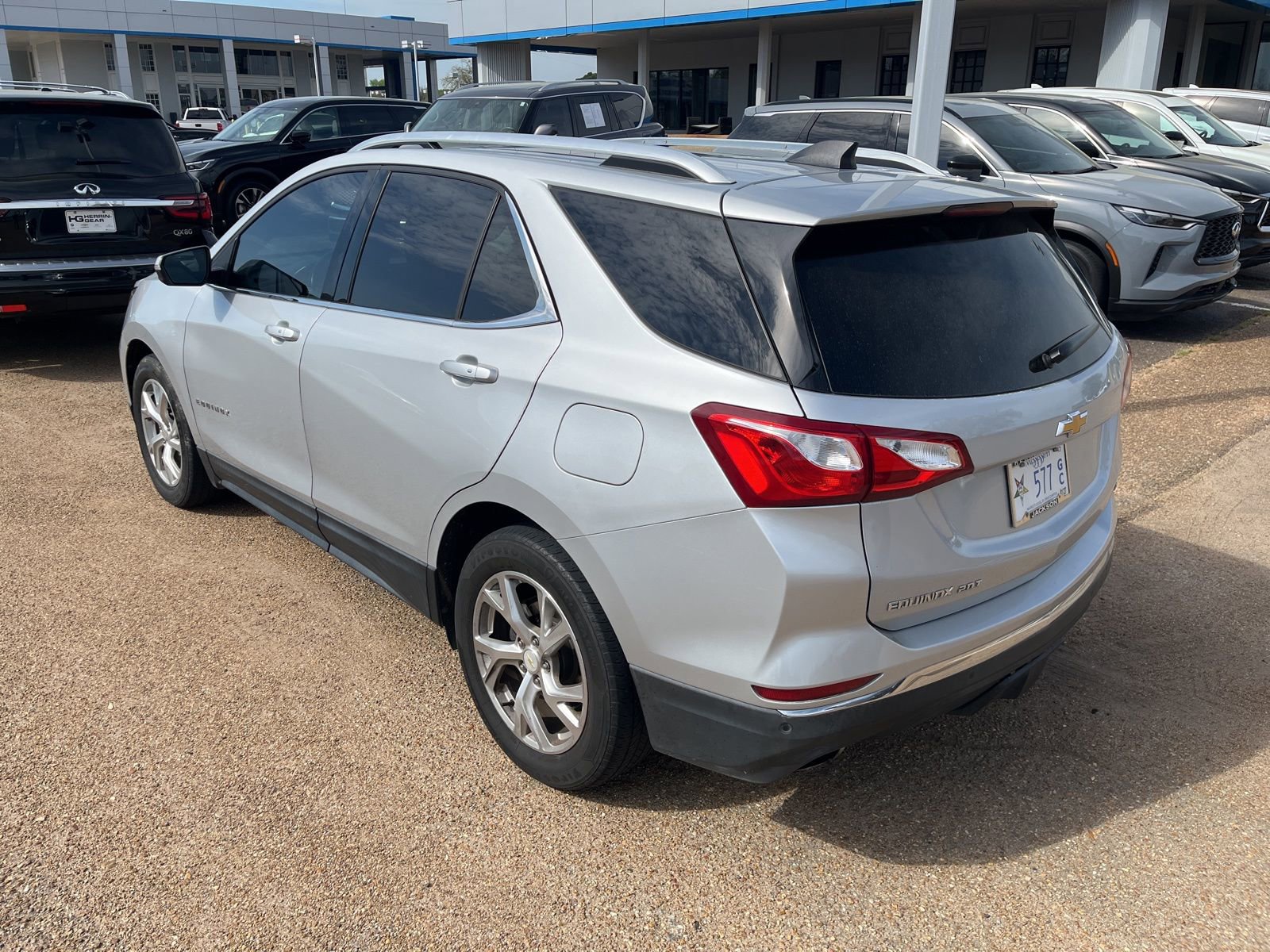Used 2018 Chevrolet Equinox LT image 11
