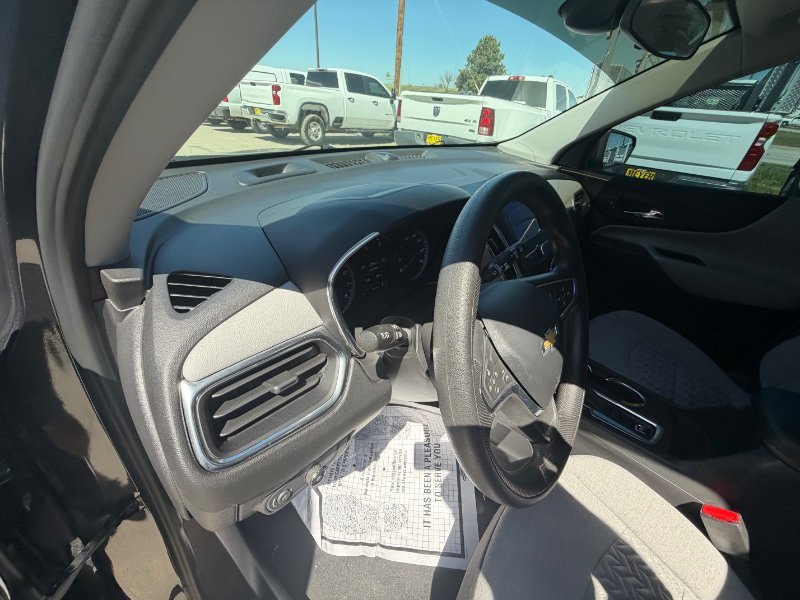 Used 2022 Chevrolet Equinox LS AWD/4WD image 14
