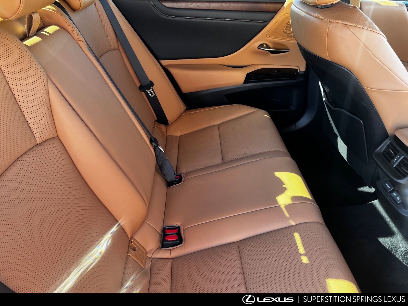 Certified 2024 Lexus ES 300h 300h w/ Premium Package image 26