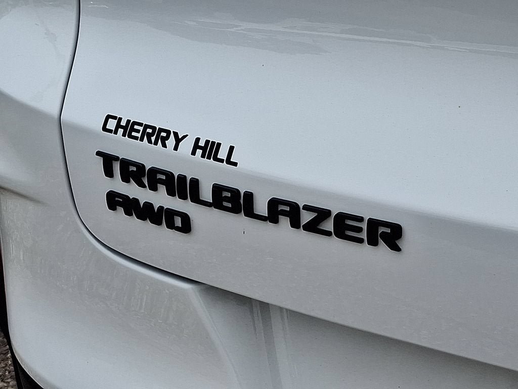 Certified 2022 Chevrolet TrailBlazer RS w/ Technology Package AWD/4WD image 32