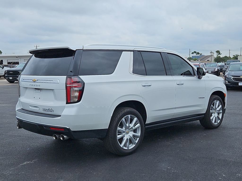 Used 2021 Chevrolet Tahoe High Country w/ Premium Package AWD/4WD image 14