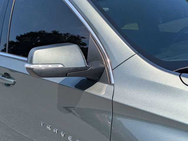 Used 2023 Chevrolet Traverse LT FWD image 11