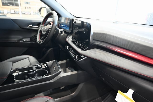 New 2026 Chevrolet Equinox RS w/ LPO, Floor Liner Package image 5