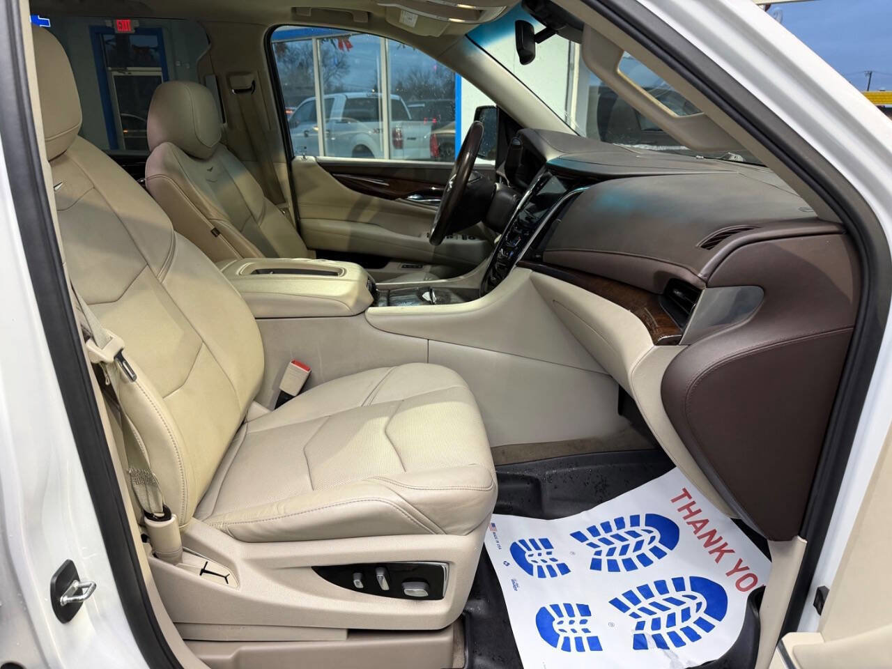 Used 2016 Cadillac Escalade Premium image 24