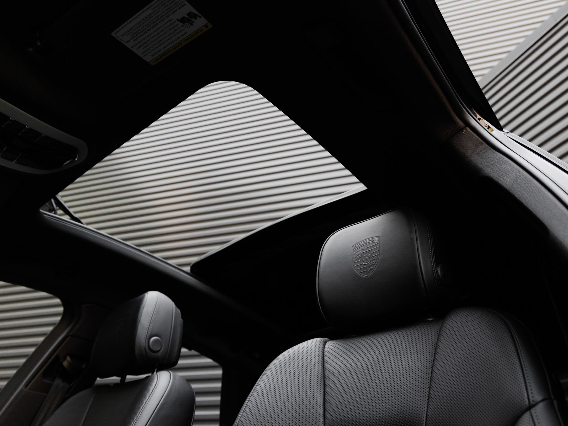 Certified 2026 Porsche Macan AWD/4WD image 14