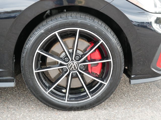 Certified 2025 Volkswagen Jetta GLI Autobahn FWD image 9