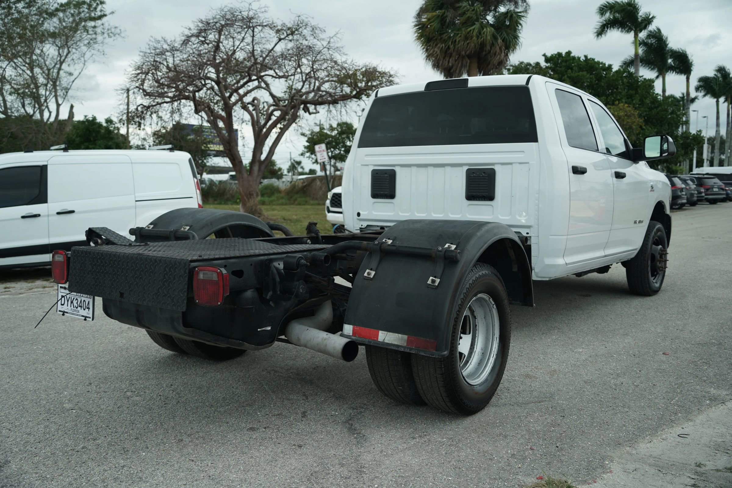 Used 2022 RAM 3500 Tradesman image 3