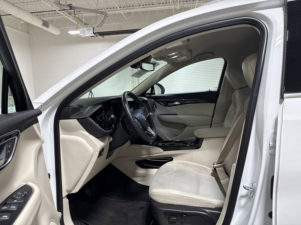 Used 2023 Buick Envision Preferred AWD/4WD image 19