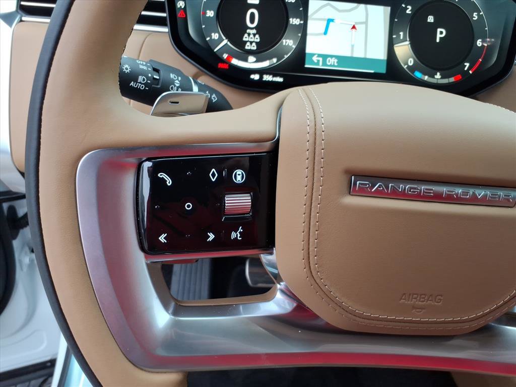 New 2025 Land Rover Range Rover Long Wheelbase SE image 15