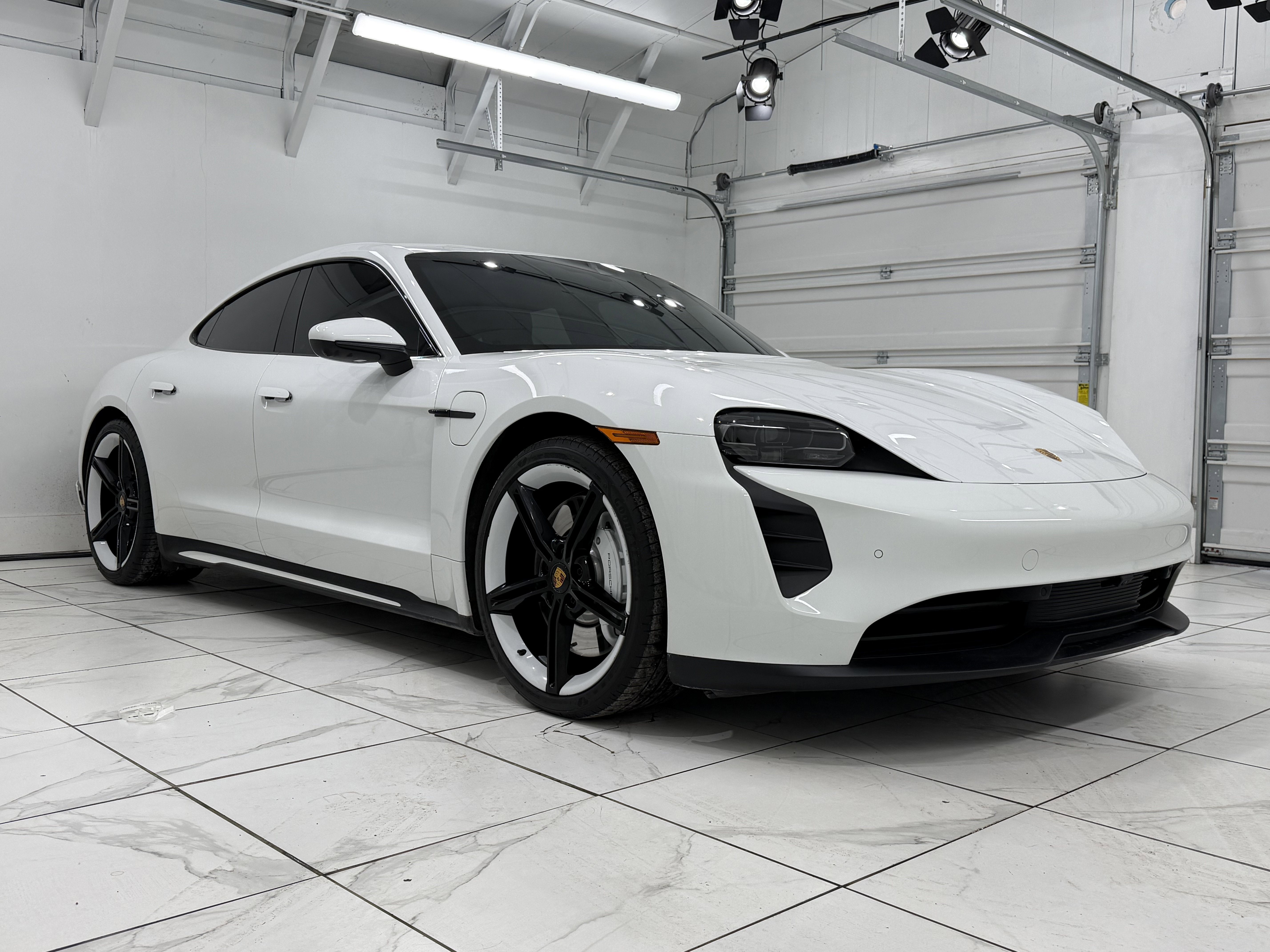 Certified 2023 Porsche Taycan 4S image 10