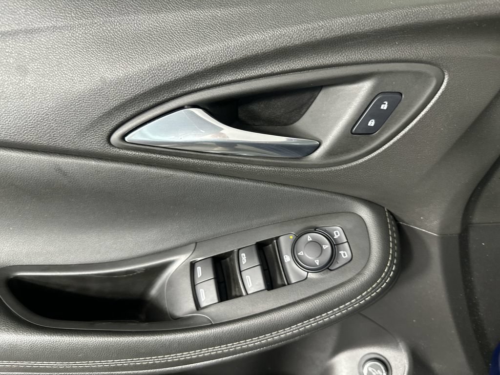 Used 2022 Buick Encore GX Select FWD image 25