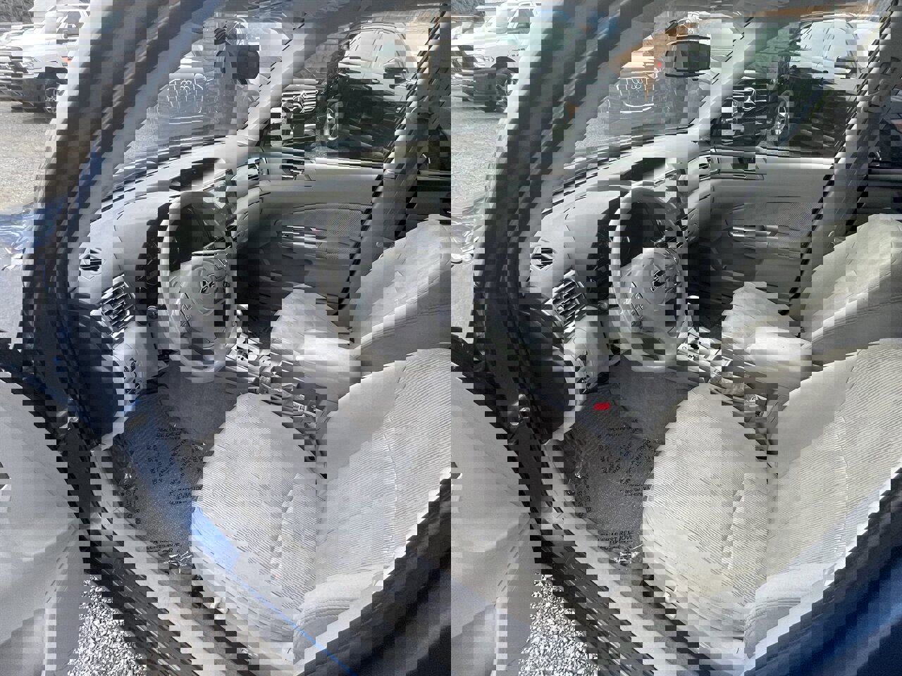 Used 2010 Subaru Forester 2.5X Premium image 27