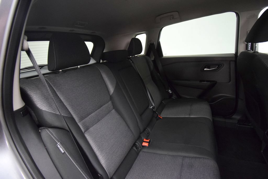 Used 2022 Nissan Rogue SV AWD/4WD image 23