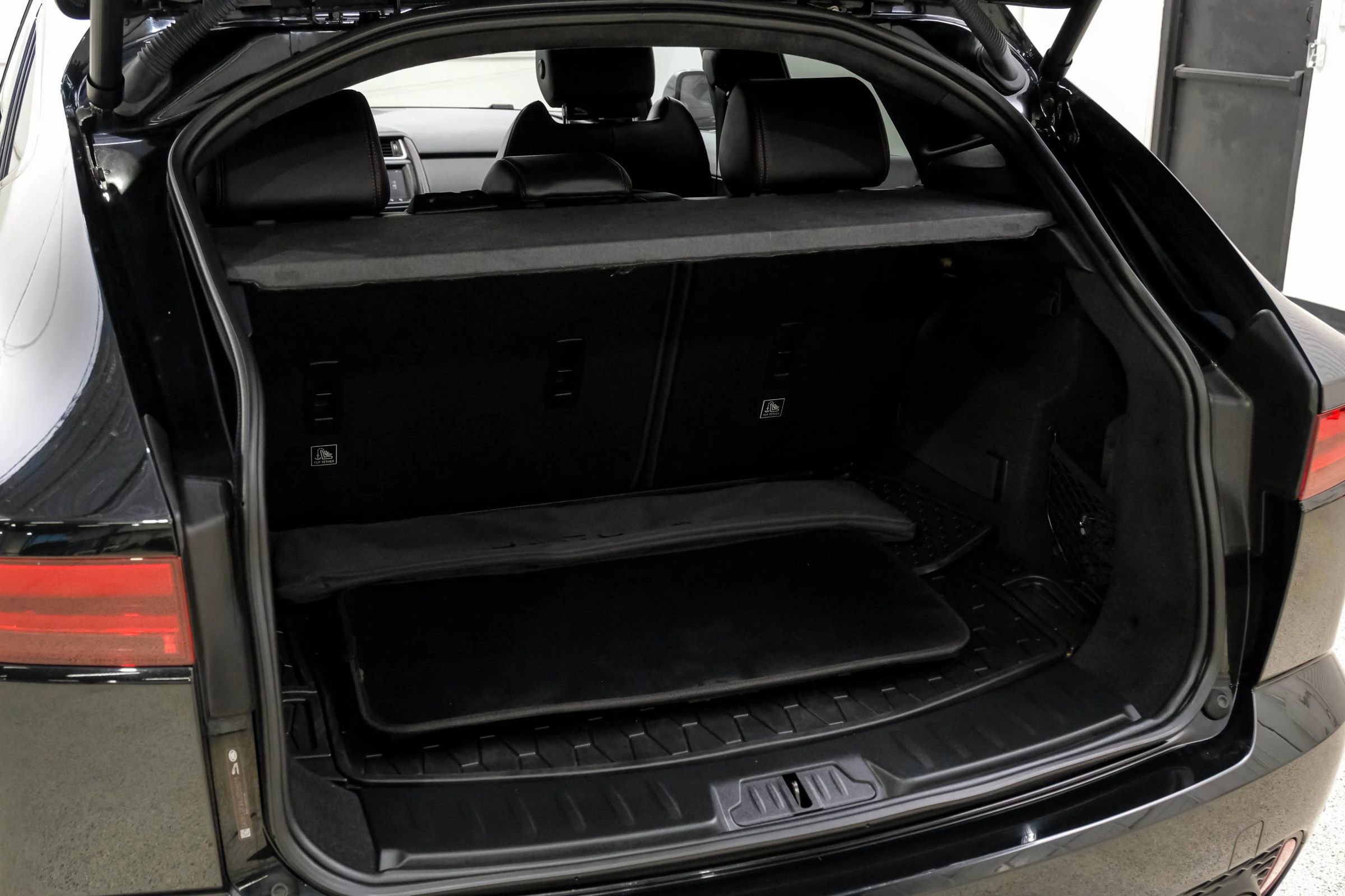 Used 2018 Jaguar E-PACE First Edition image 78