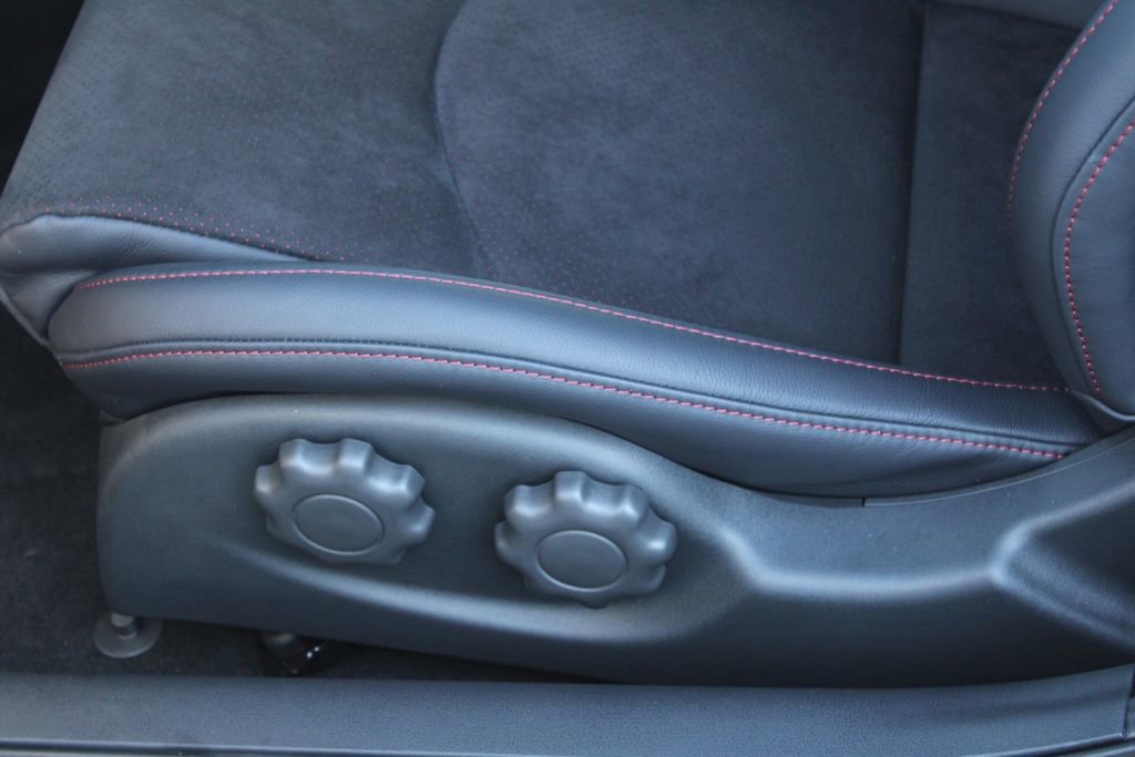 New 2025 Nissan Z NISMO w/ Floor Mat Package image 9