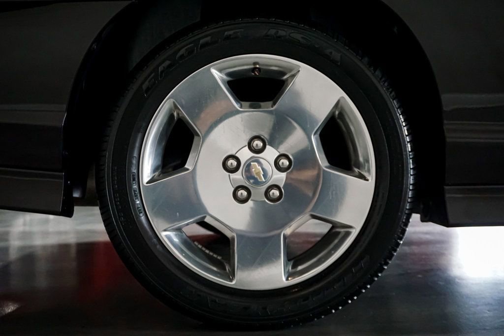 Used 2006 Chevrolet Monte Carlo SS w/ Convenience Package FWD image 39