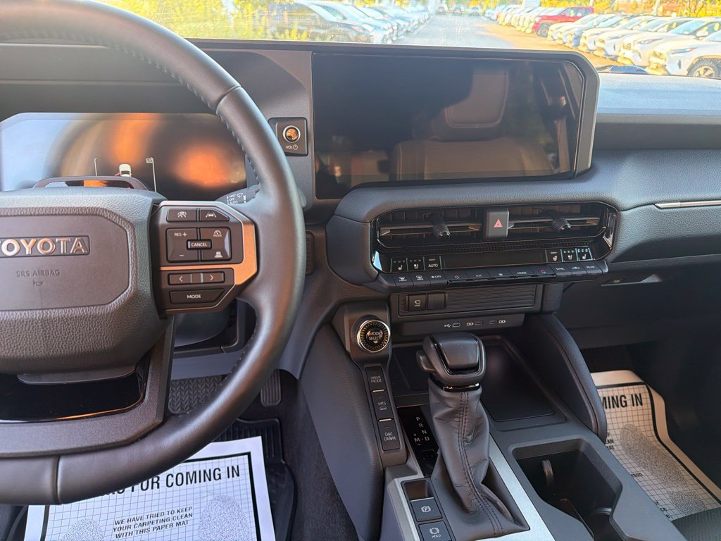 Used 2025 Toyota Land Cruiser w/ Premium Package AWD/4WD image 27