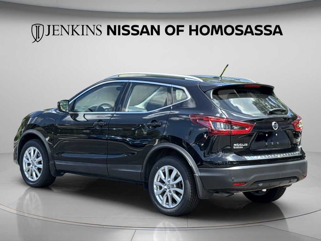 Certified 2022 Nissan Rogue Sport SV FWD image 11