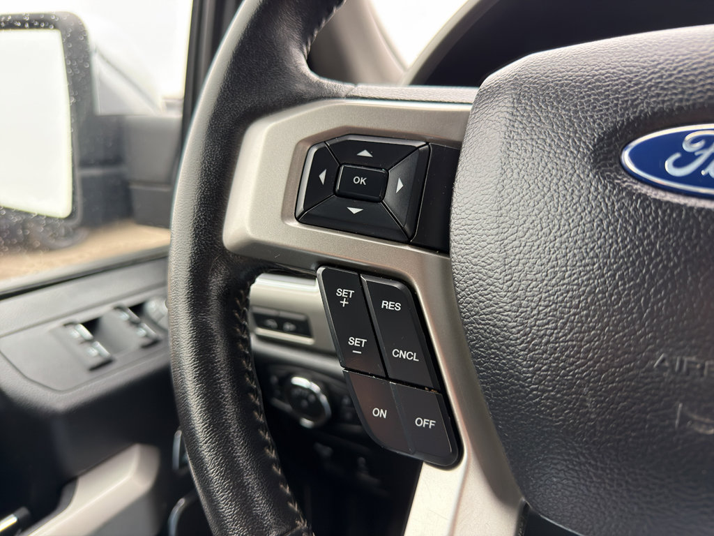 Used 2020 Ford F150 Lariat image 23