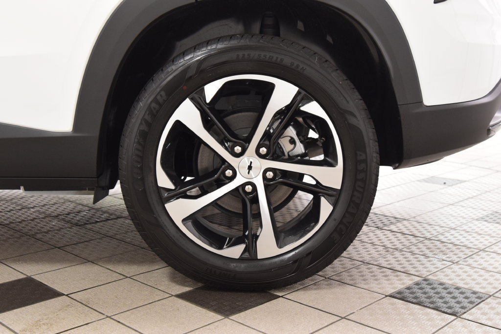 New 2026 Chevrolet Trax RS FWD image 26