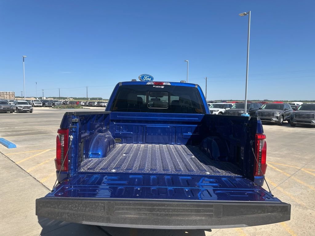 New 2026 Ford F150 XLT w/ Equipment Group 302A MID AWD/4WD image 8