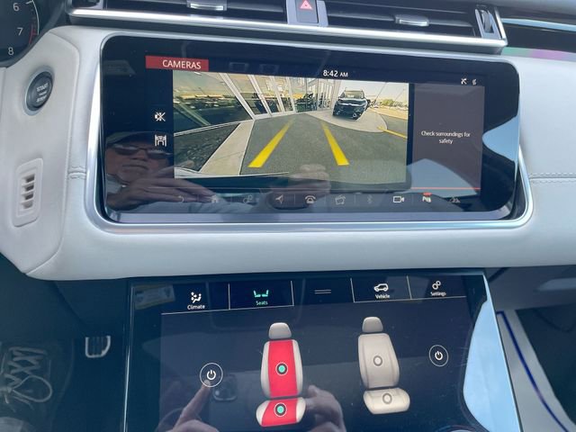 Used 2020 Land Rover Range Rover Velar R-Dynamic S image 24