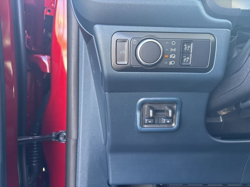 New 2025 Ford Maverick XLT w/ XLT Luxury Package image 11