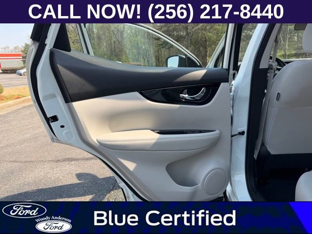 Used 2022 Nissan Rogue Sport SV image 24