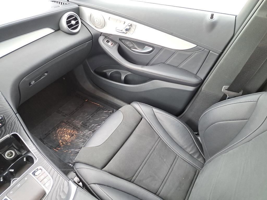 Used 2021 Mercedes-Benz GLC 63 AMG 4MATIC image 13