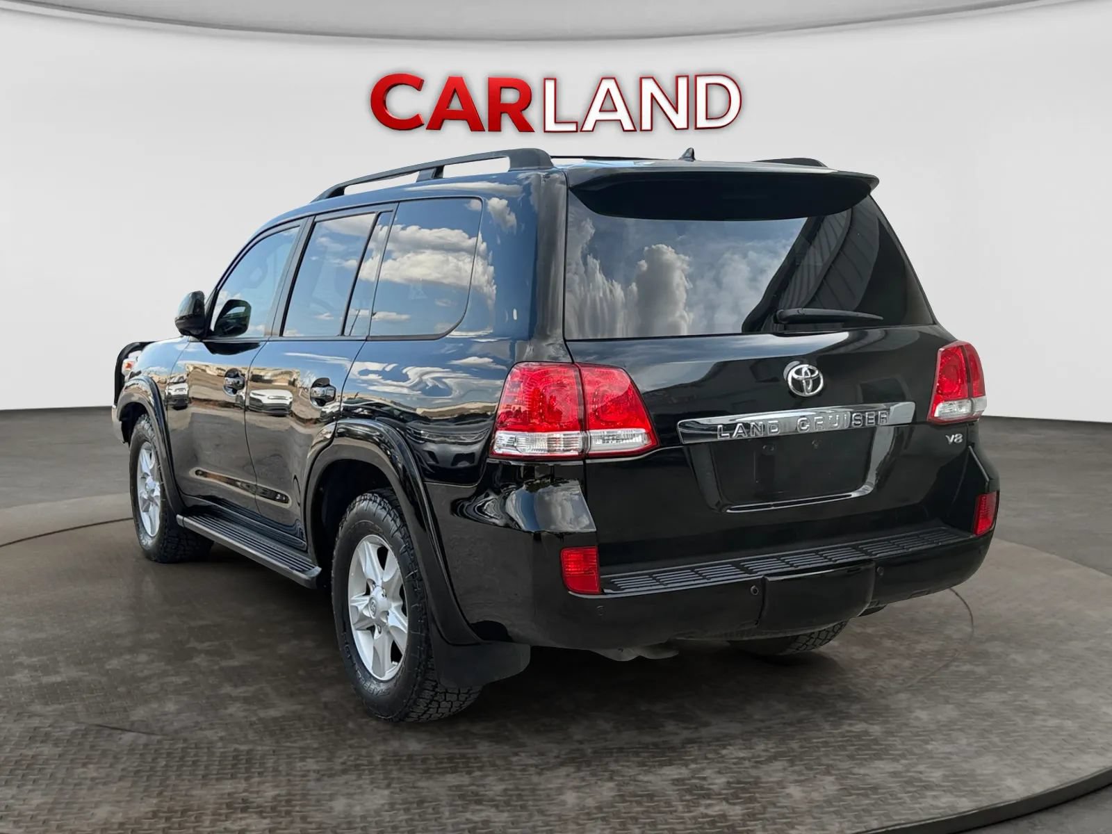 Used 2011 Toyota Land Cruiser AWD/4WD image 3