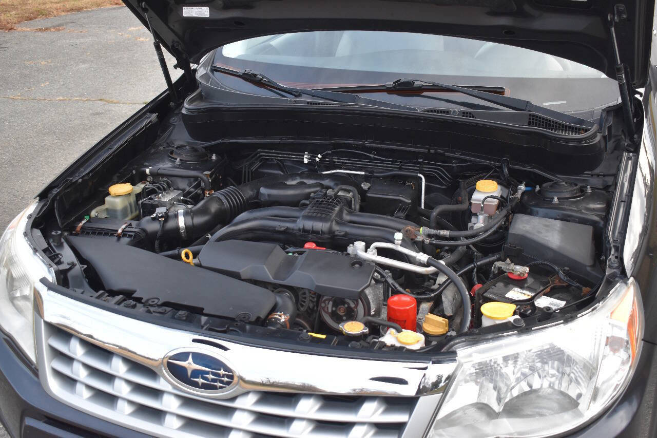 Used 2012 Subaru Forester 2.5X Premium w/ All-Weather Pkg image 33