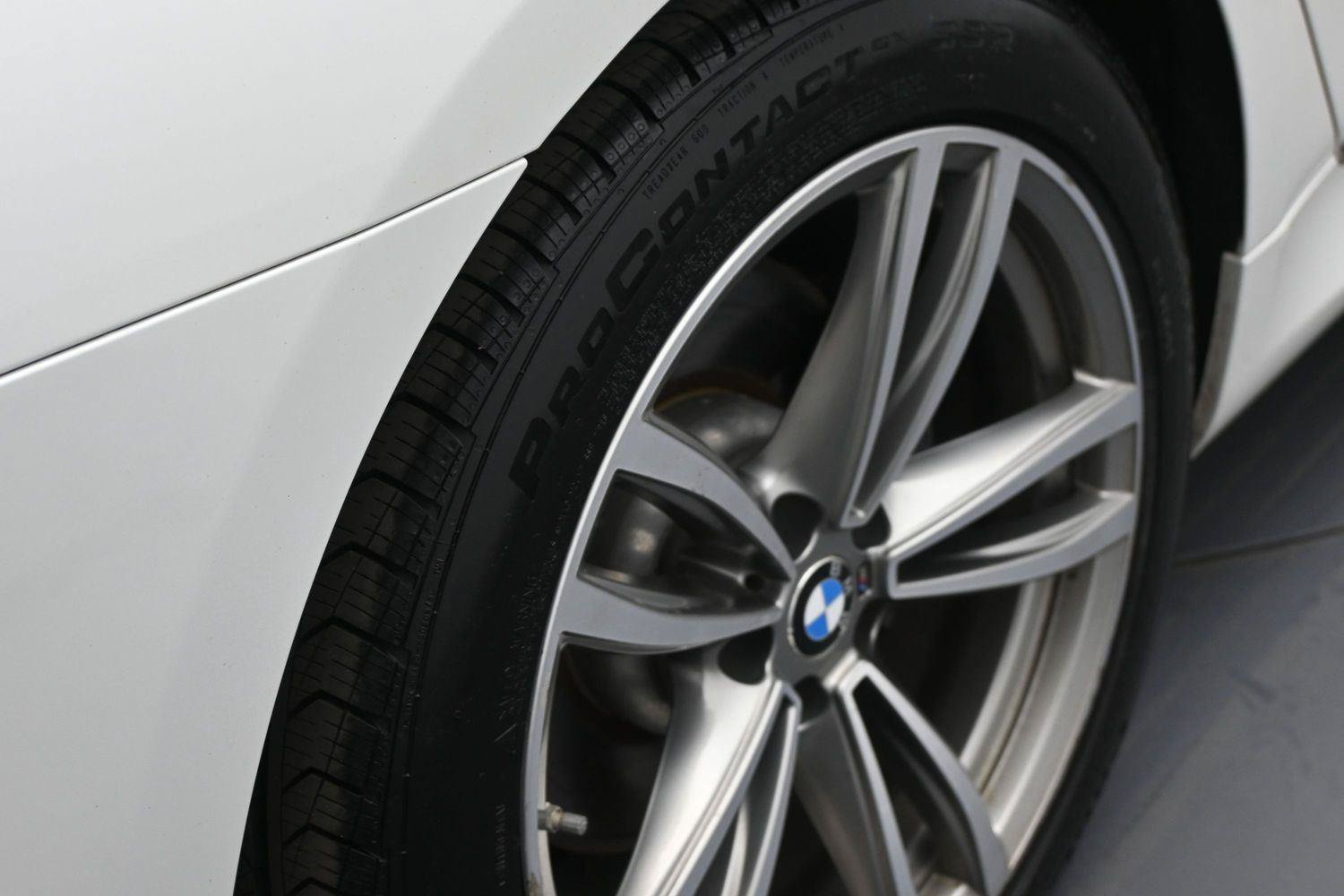 Used 2019 BMW 750i xDrive w/ M Sport Package AWD/4WD image 14