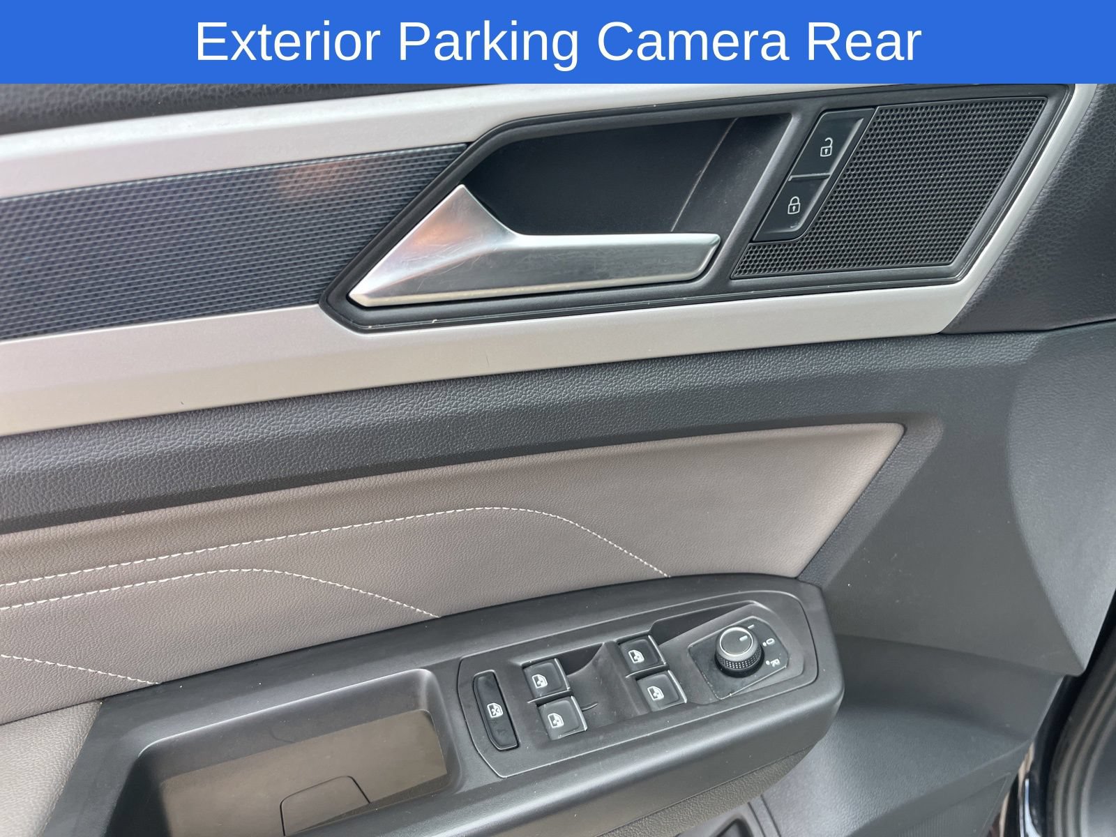 Used 2022 Volkswagen Atlas SEL R-Line AWD/4WD image 13