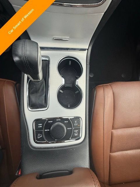 Used 2018 Jeep Grand Cherokee Summit w/ Platinum Series Group AWD/4WD image 16