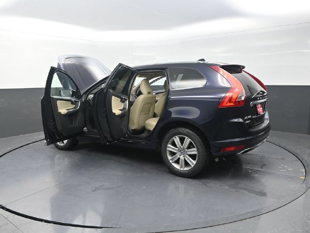 Used 2016 Volvo XC60 T6 AWD/4WD image 43