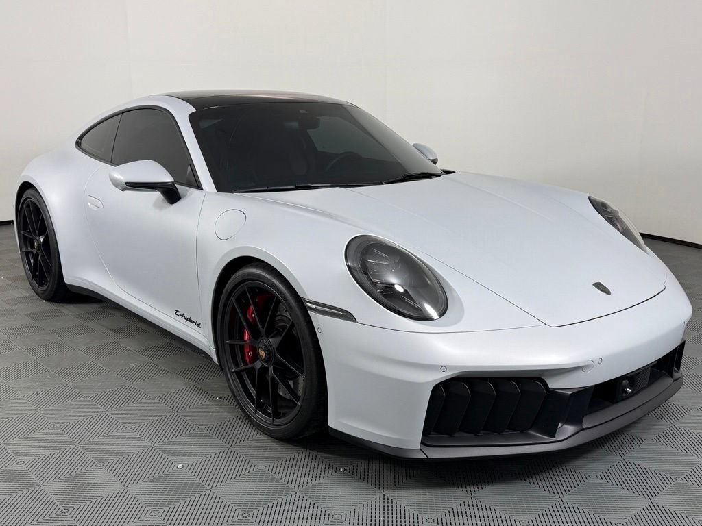Certified 2025 Porsche 911 Carrera 4 GTS AWD/4WD image 9