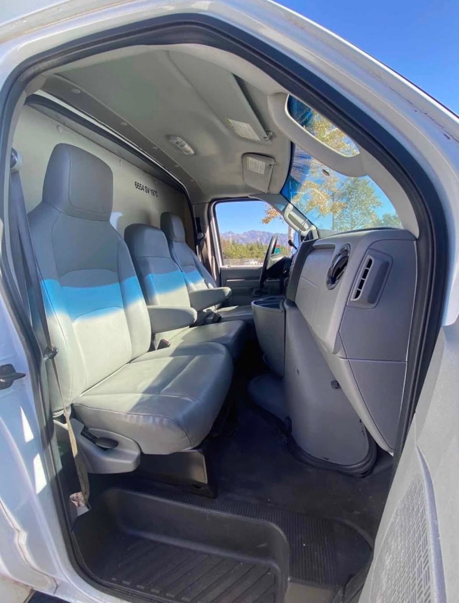 Used 2013 Ford E-450 and Econoline 450 Super Duty w/ PWR Locks & Windows Group RWD image 16