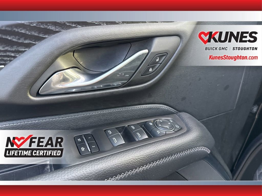 Used 2023 GMC Yukon XL Denali image 24