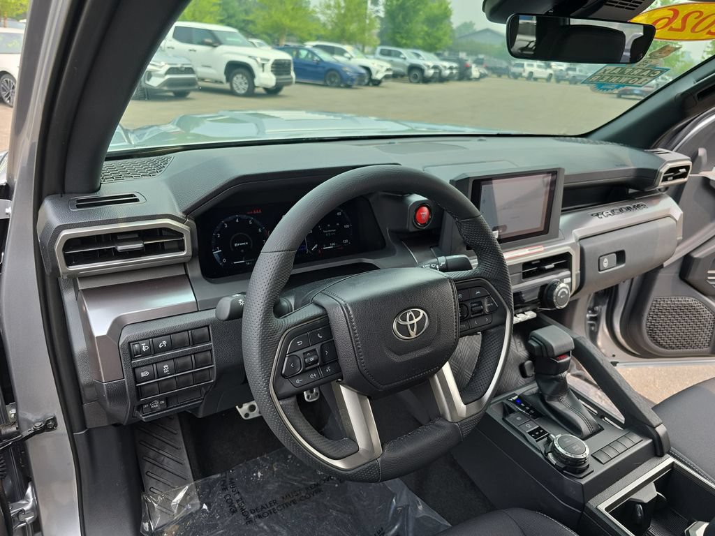 Used 2026 Toyota Tacoma TRD Sport AWD/4WD image 18