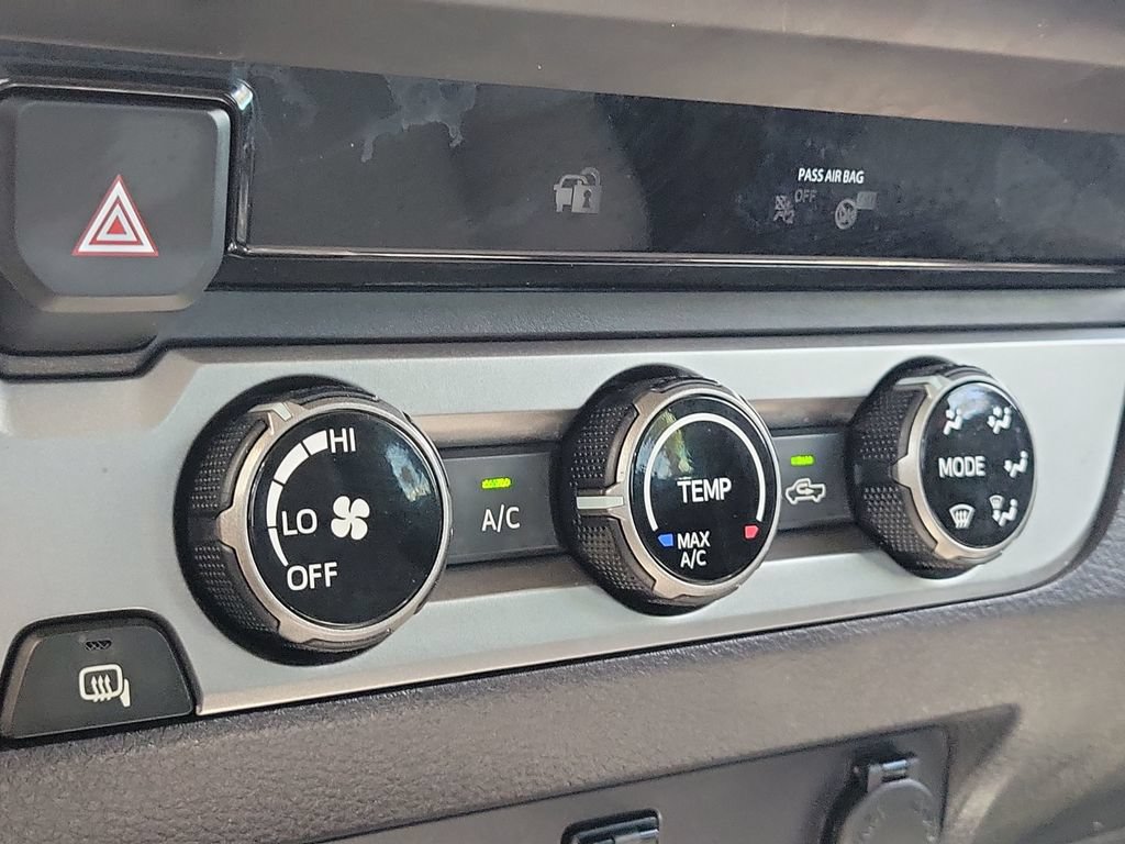 Used 2018 Toyota Tacoma SR w/ SR Convenience Package RWD image 16