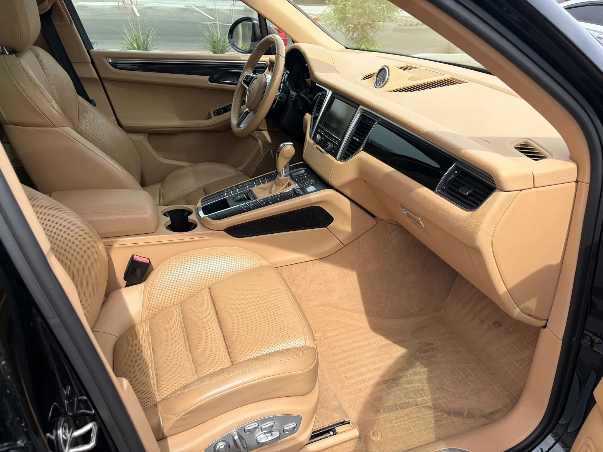 Used 2015 Porsche Macan S w/ Premium Package Plus AWD/4WD image 13