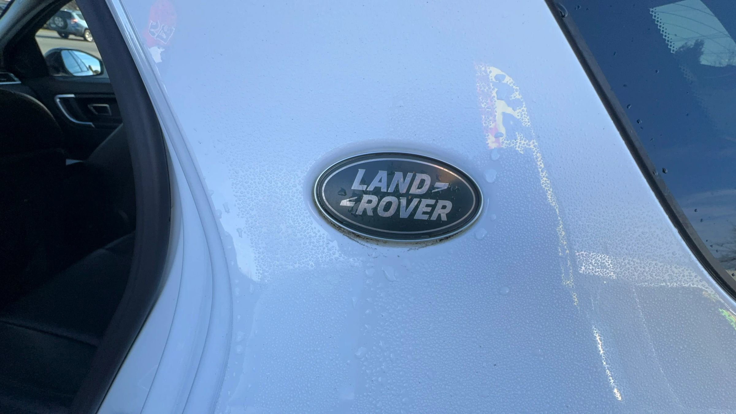 Used 2015 Land Rover Discovery Sport SE image 9